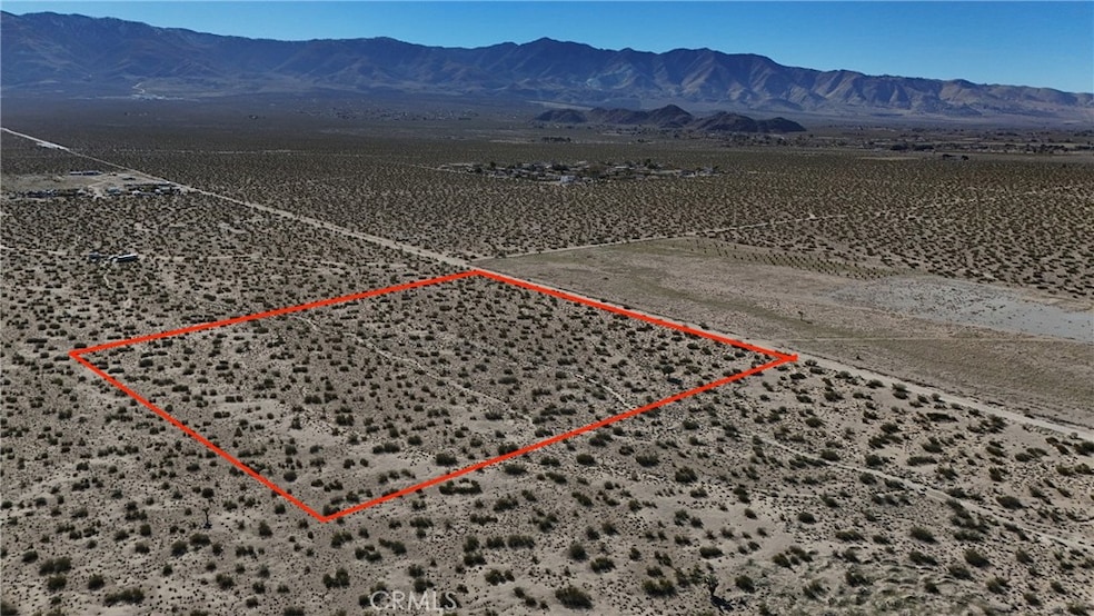 789 Meridian Rd, Lucerne Valley, CA 92356 - photo 1