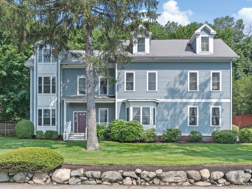 376 Waverley Oaks Rd unit 2, Waltham, MA 02452 - photo 1
