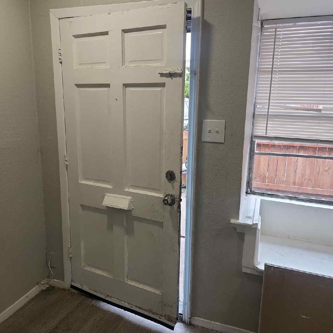 1613 Northwood St unit 1613, Houston, TX 77009 - photo 1