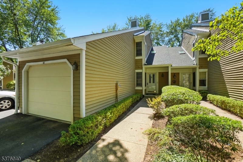 41 Cambridge Rd, Bedminster, NJ 07921 - photo 1