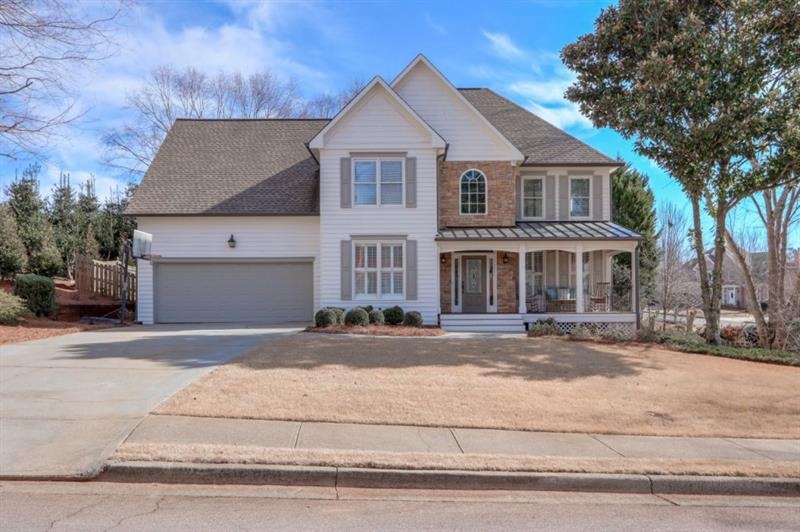 1055 Hembree Grove Dr, Roswell, GA 30076 - photo 1