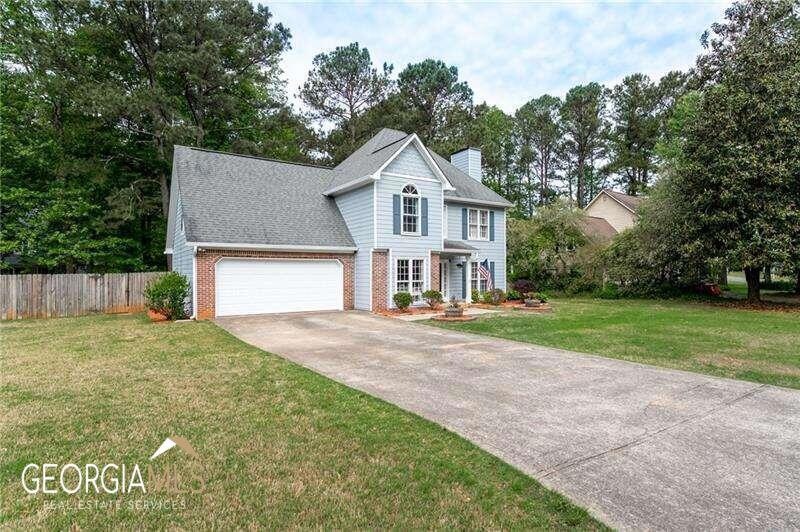 3635 Autumn View Dr NW, Acworth, GA 30101 - photo 1