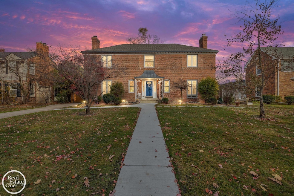 614 Pemberton Rd, Grosse Pointe Park, MI 48230 - photo 1