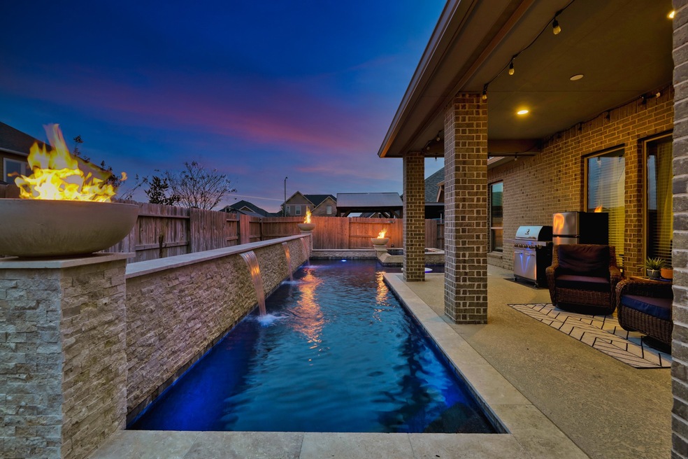 20406 Noble Arabian Dr, Tomball, TX 77377 - photo 1