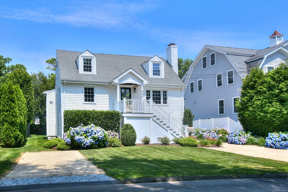 537 Penfield Rd, Fairfield, CT 06824 - photo 1