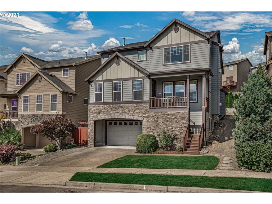 Sold $660,000 • Co-Listing Agent