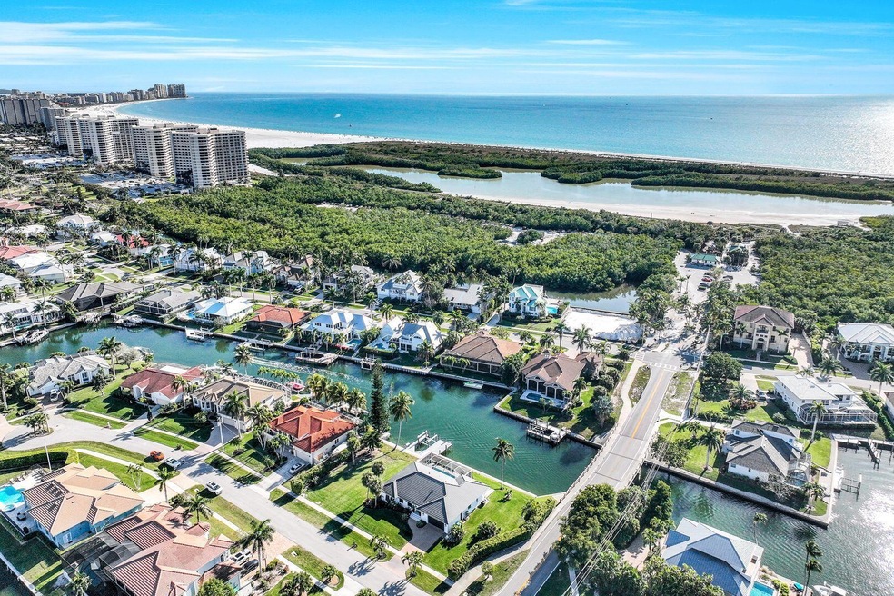 550 Taylor Ct, Marco Island, FL 34145 (1