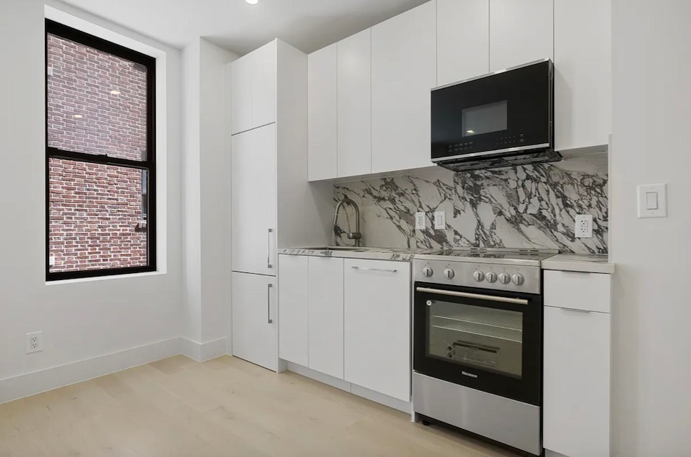 For Rent $6,595/month