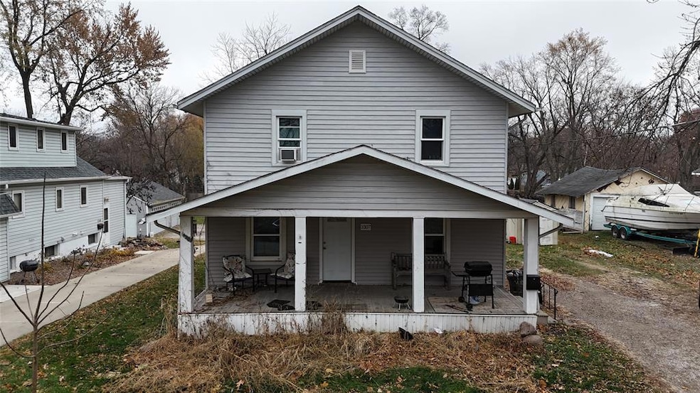 3307 50th St, Des Moines, IA 50310 - photo 1