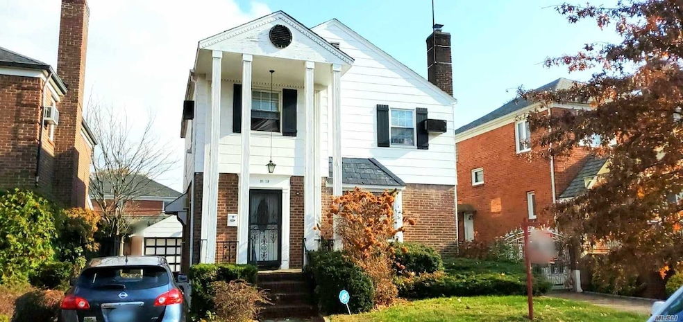 81-13 190th St, Hollis, NY 11423 - photo 1