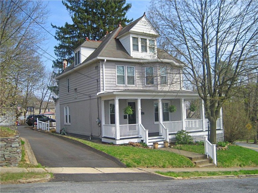 901 Mccartney St, Easton, PA 18042 - photo 1