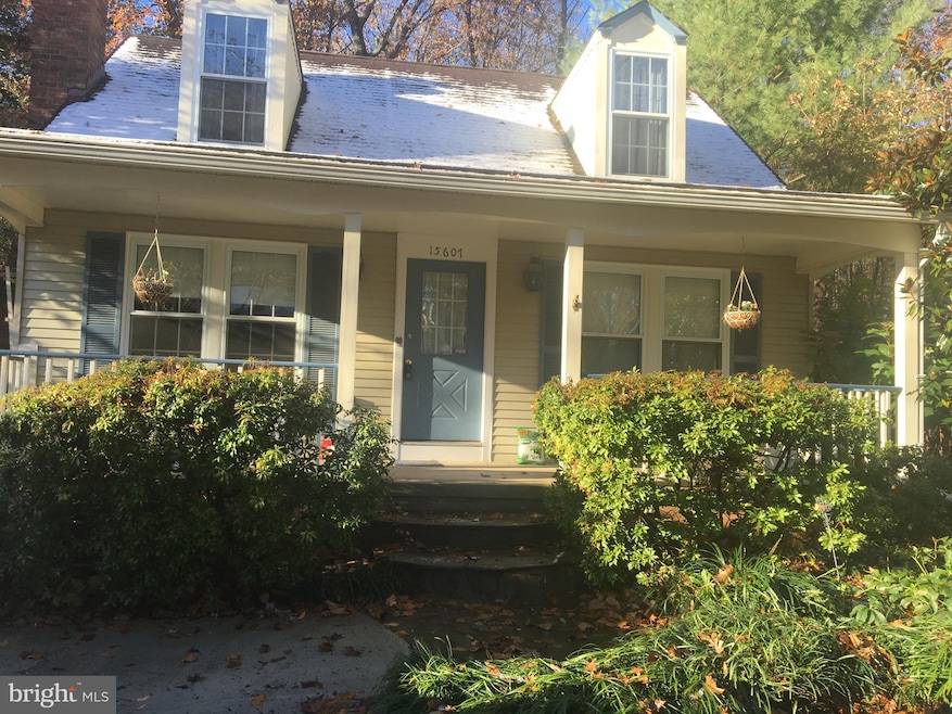 15067 Holleyside Dr, Dumfries, VA 22025 - photo 1