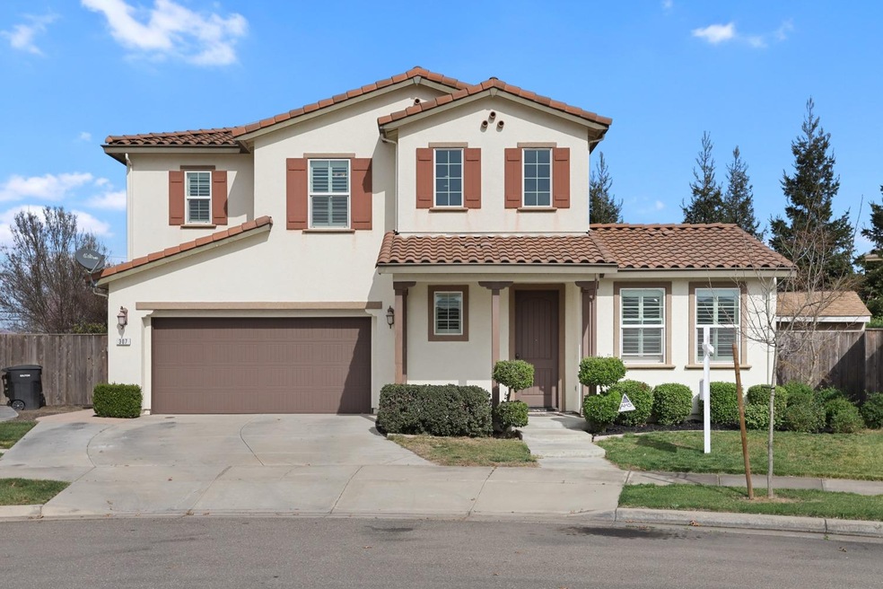 307 Merlot Dr, Oakdale, CA 95361 - photo 1