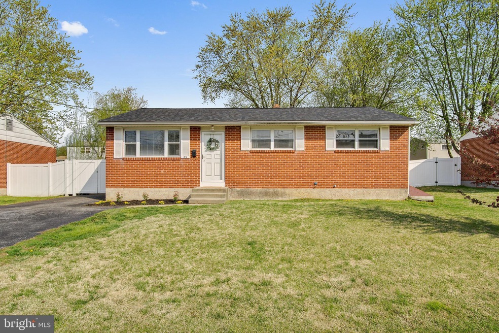 23 Juniper St, New Castle, DE 19720 - photo 1