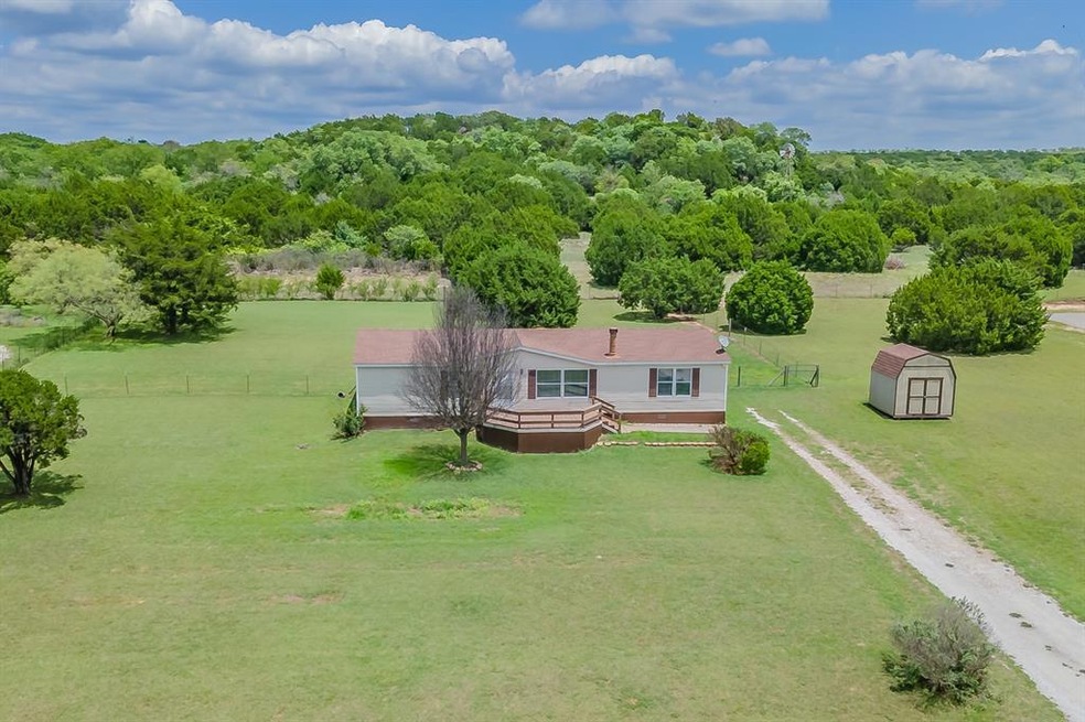 322 Kelly Brook Cir, Weatherford, TX 76087 - photo 1