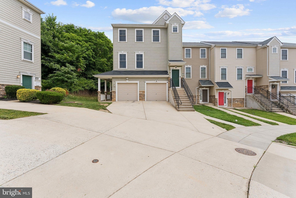 412 Woodcrest Dr SE unit 412B, Washington, DC 20032 - photo 1