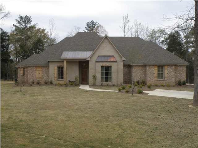 111 Bidon Place, Madison, MS 39110 - photo 1