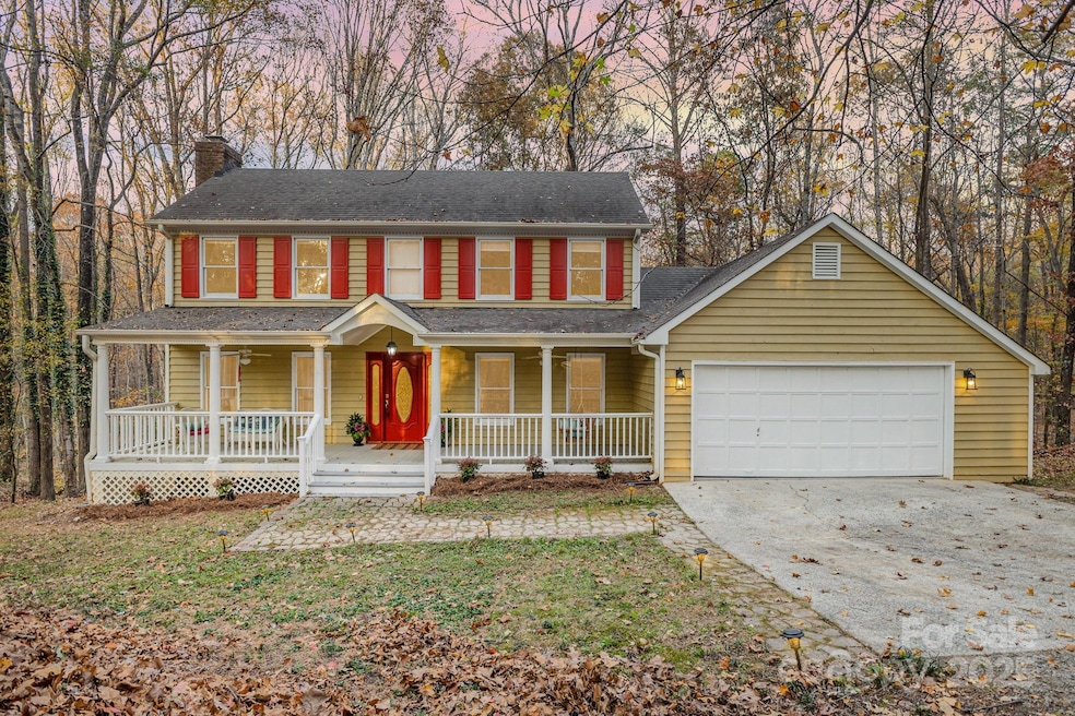 909 Woodland Forest Dr, Waxhaw, NC 28173 - photo 1