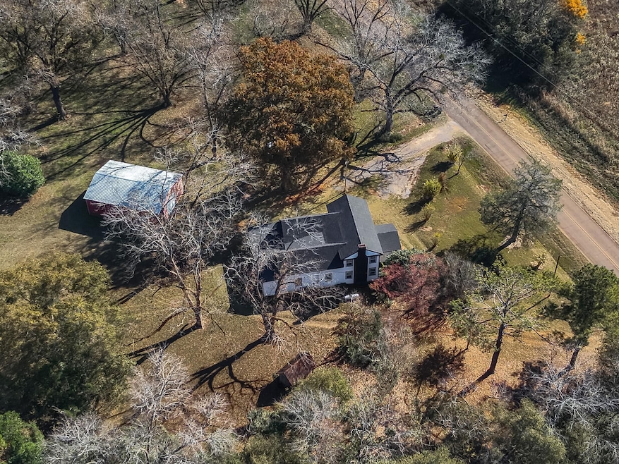 720 Wise Rd, Plains, GA 31780 - photo 1