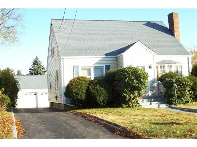 218 4th Ave, Stratford, CT 06615 - photo 1