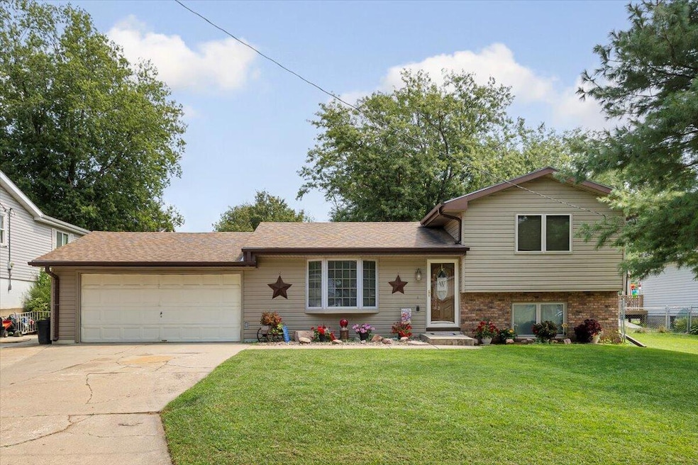Sold $230,000 • Co-Listing Agent