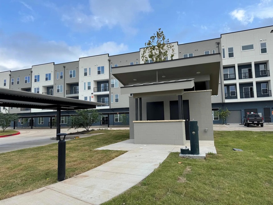 320 Goll St unit 2138, Kyle, TX 78640 - photo 1