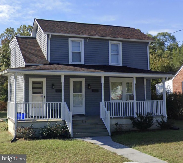 316 W 9th St unit B, Front Royal, VA 22630 - photo 1