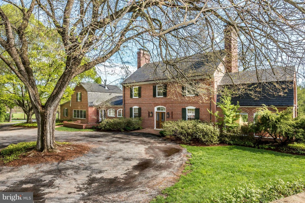 1866 Circle Rd, Towson, MD 21204 - photo 1