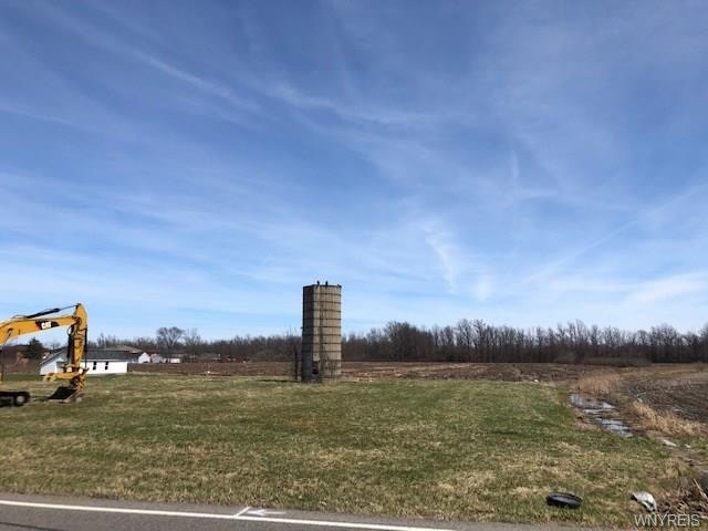 10 Witmer Rd, North Tonawanda, NY 14120 - photo 1