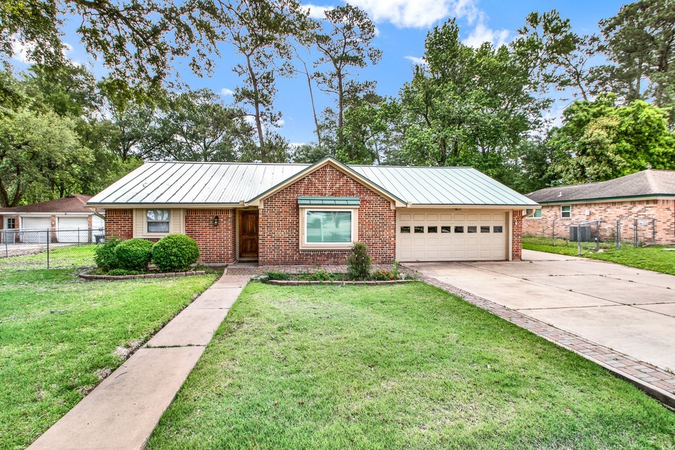 25214 Oakhurst Dr, Spring, TX 77386 - photo 1