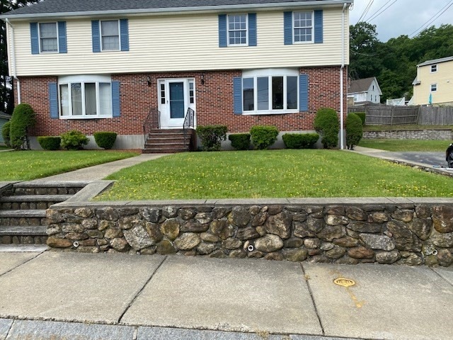 12 Grove St unit B, Woburn, MA 01801 - photo 1