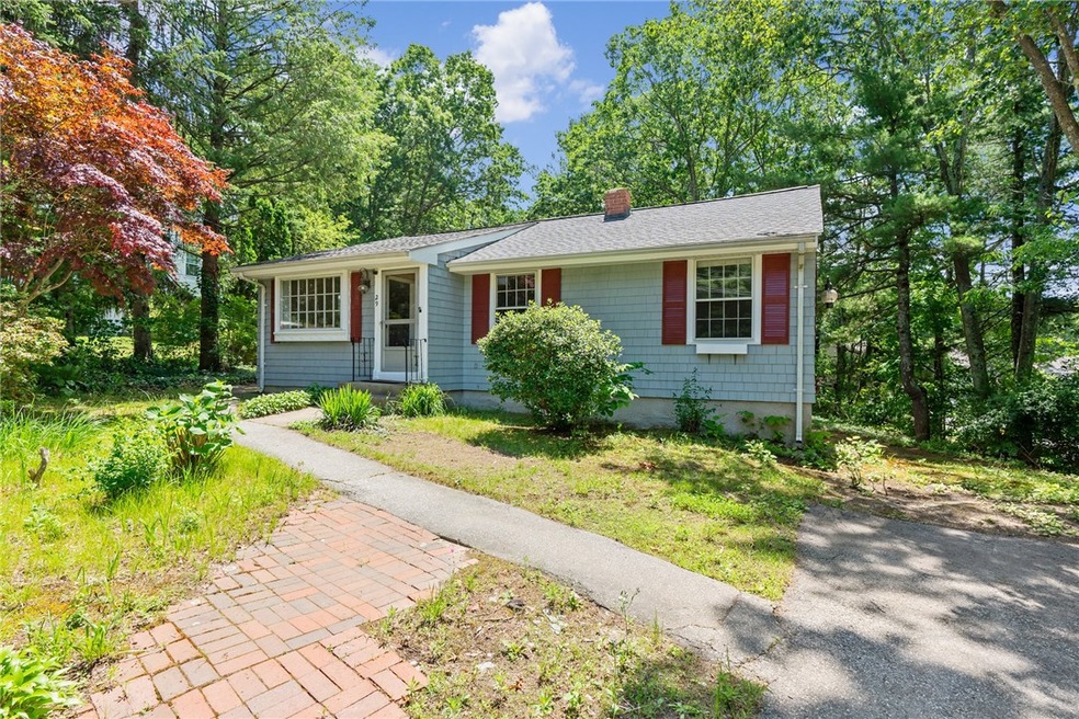 Exterior 29 Whipple Rd