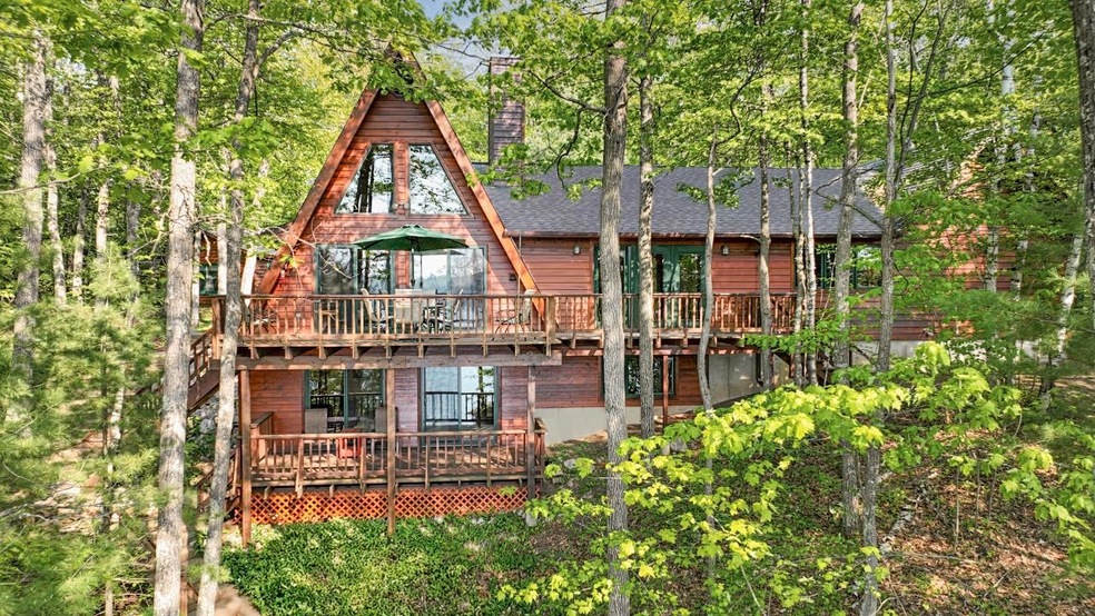 Under Contract $820,000