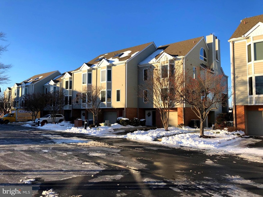 313 Cambridge Landing unit B, Cambridge, MD 21613 - photo 1