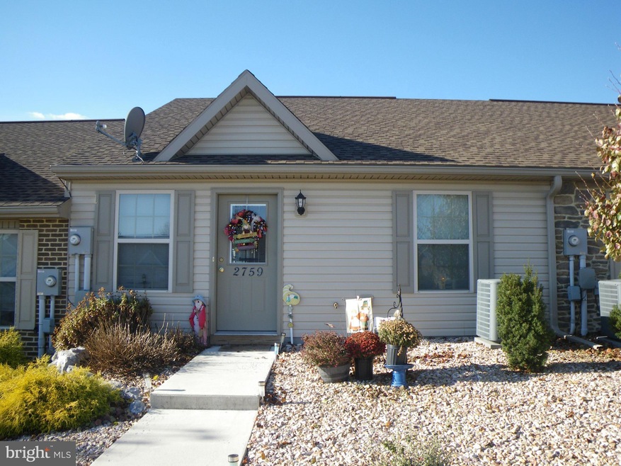 2759 Roosevelt Dr, Chambersburg, PA 17201 - photo 1