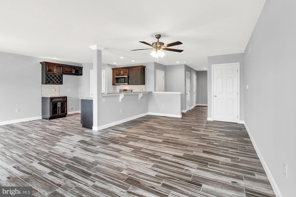 507 Elm St, West Reading, PA 19611 - photo 1