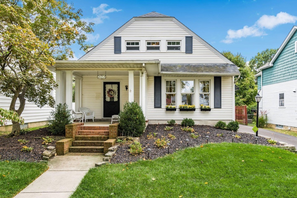 002_S - 373 Brevoort Rd - 003