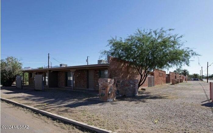 415 E Delano St, Tucson, AZ 85705 - photo 1