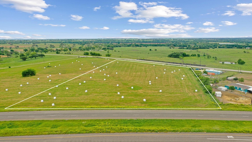 Drone / aerial view featuring a rural view
