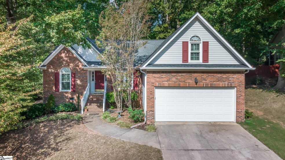 7 Harrow Ct, Mauldin, SC 29662 - photo 1