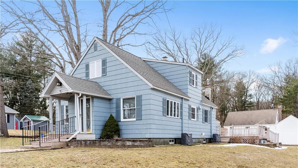 9 Palmer St, Greenville, RI 02828 - photo 1