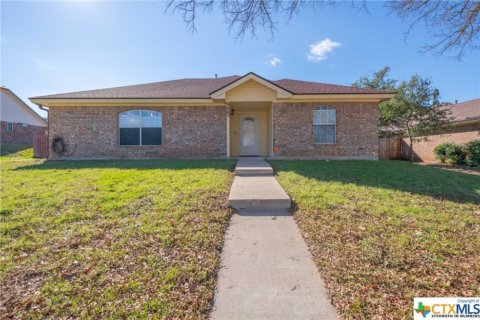 908 Risen Star Ln, Copperas Cove, TX 76522 - photo 1