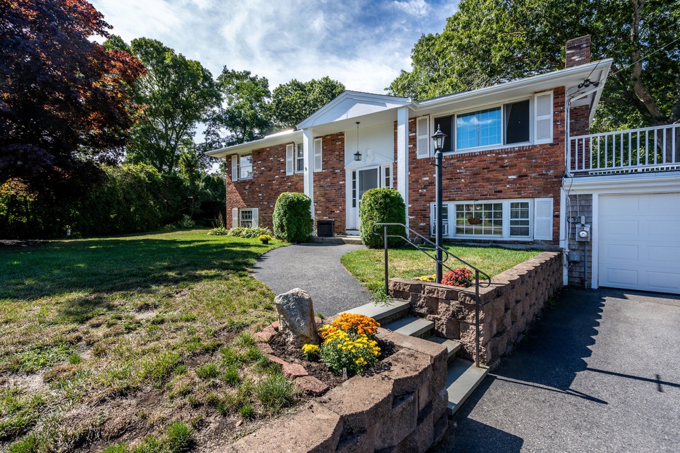 9 Stewarts Ave, South Dennis, MA 02660 - photo 1