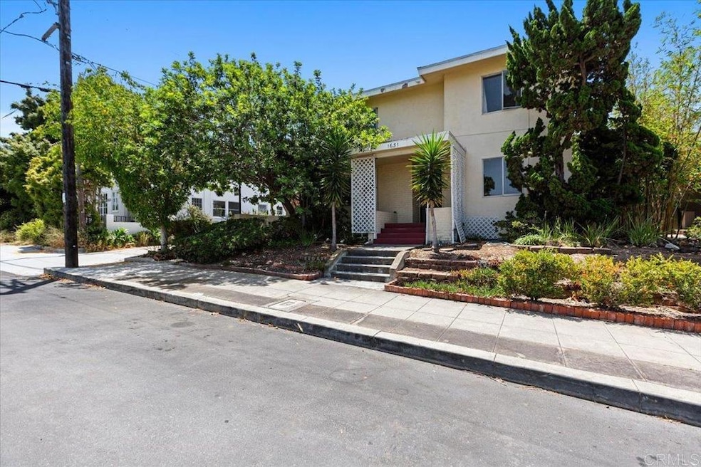 Sold $1,700,000 • Co-Listing Agent