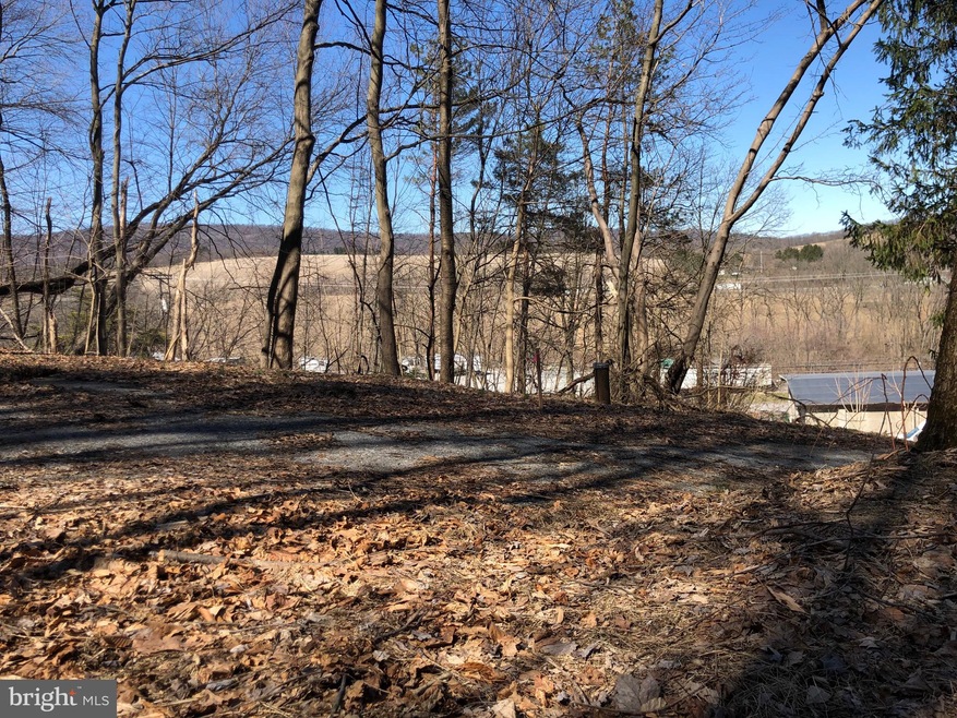 38R Penn St, Lenhartsville, PA 19534 - photo 1