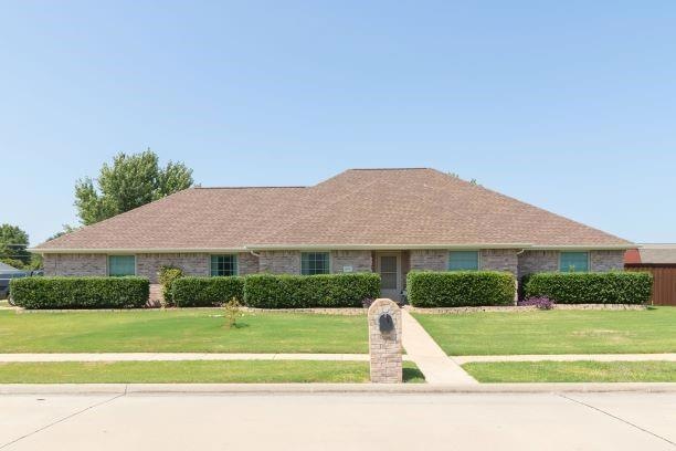 800 Crestview Ln, Wylie, TX 75098 - photo 1