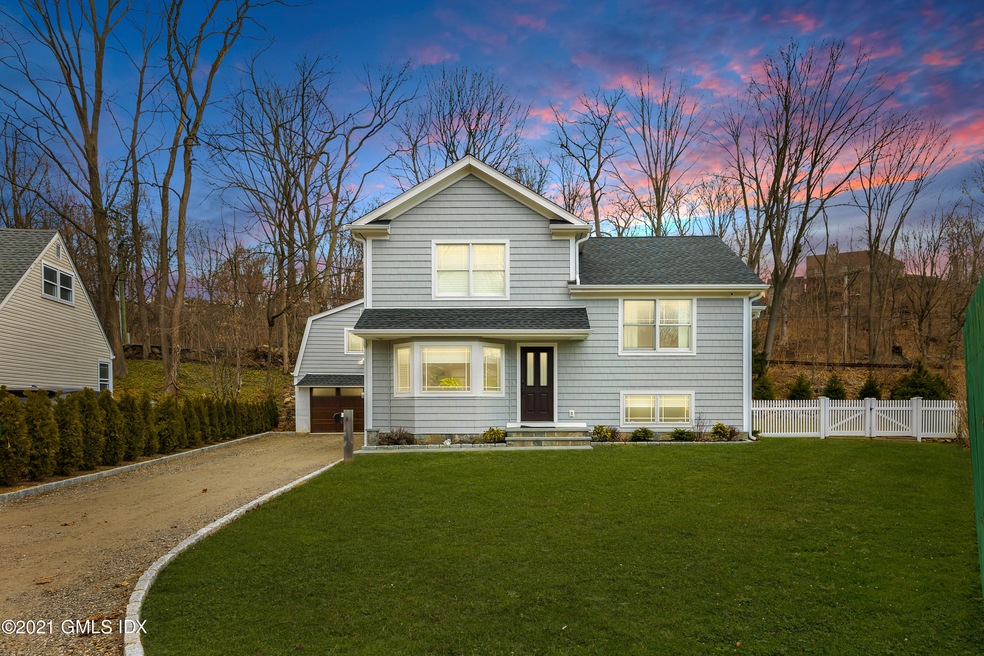 32 Halock Dr, Greenwich, CT 06831 - photo 1