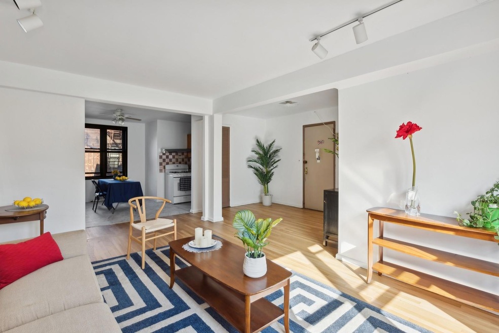 140-39 34th Ave unit 5K, Flushing, NY 11354 - photo 1