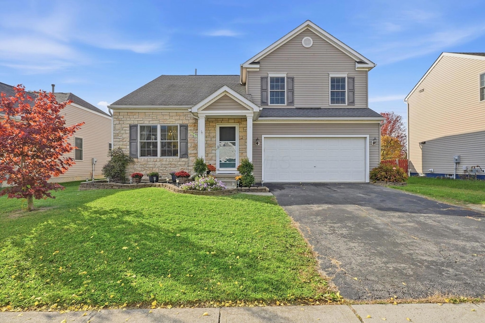 Under Contract $399,900 • Co-Listing Agent