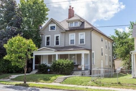 391-393 E 17th